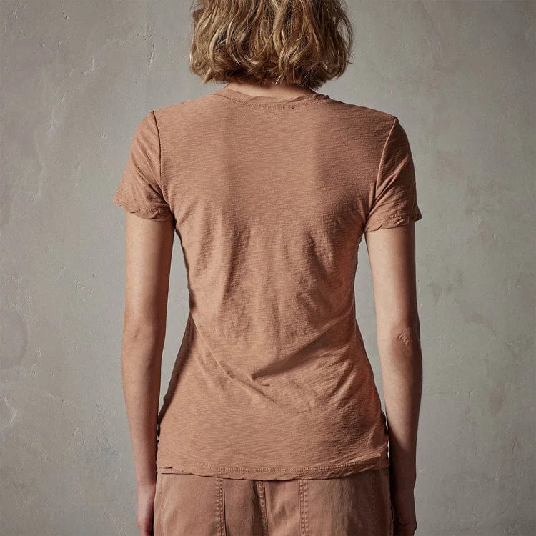 women T-Shirt James Perse Sheer Slub V Neck Tee - Fitted Cotton Slub Rosy Brown